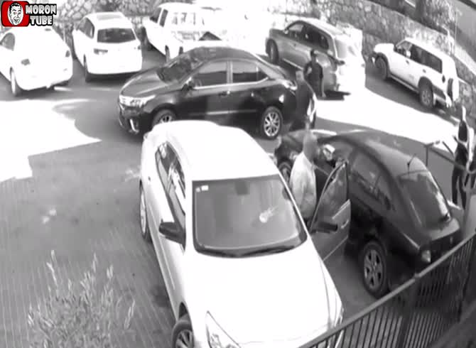 Video :Execution or self-defense